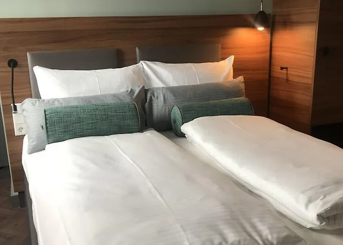 Maison Schiller By Designcity Hotel 4*