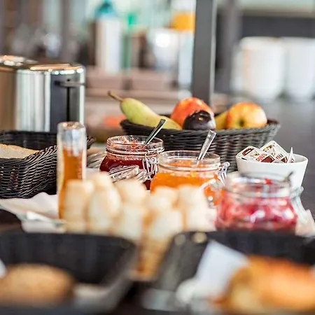 Maison Schiller By Designcity Hotel 4*